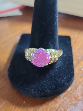 Gold-Tone Ring with Pink Druzy Accent